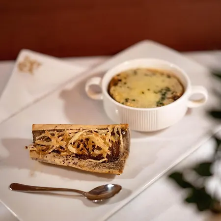 Отель Courtmacsherry 3*