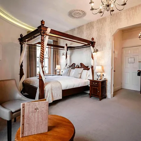 Отель Courtmacsherry